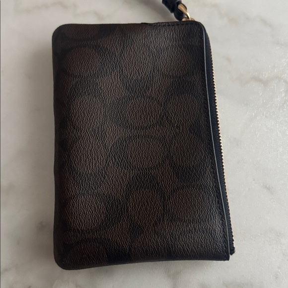 Coach Black and Cream Clutch and Wristlet Set - Picture 4 of 5